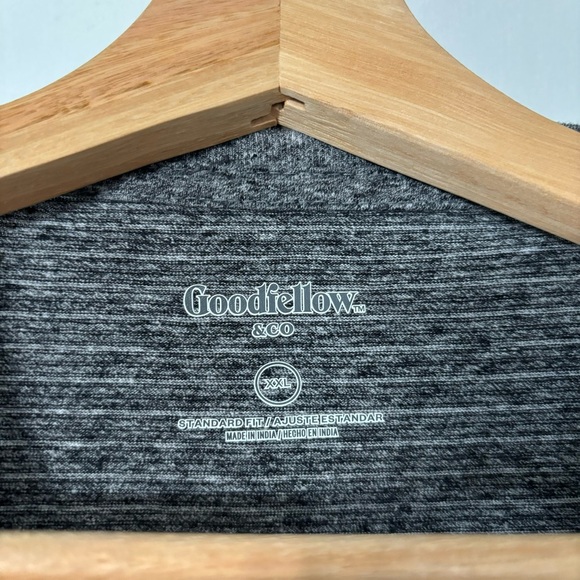 Goodfellow & co t-shirt - Picture 2 of 2